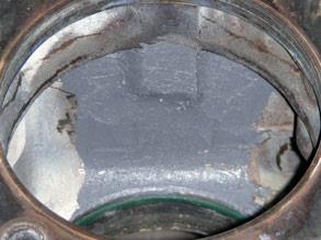 Uszkodzony silnik naprawiony z użyciem materiału Belzona 1311 (Ceramic R-Metal) 