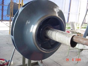 Rotor de bomba revestido com Belzona 1341 (Supermetalglide) para melhoria de eficiência