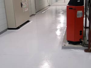 Piso da fábrica revestido com Belzona 5231 (SG Laminate)