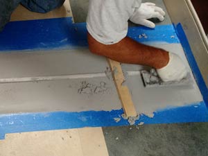 Naprawa betonu w strefie szczeliny dylatacyjnej z użyciem materiału Belzona 4111