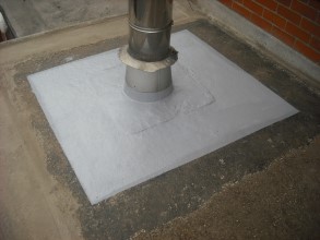 Junta completamente reforçada com Belzona 3111 (Flexible Membrane) oferecendo proteção de telhado contra goteiras