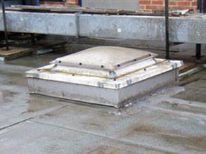 Surface de toiture avant l'application de Belzona 3131 (WG Membrane)