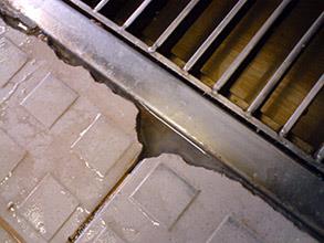 床排水口格子取付け部周囲の漏れ